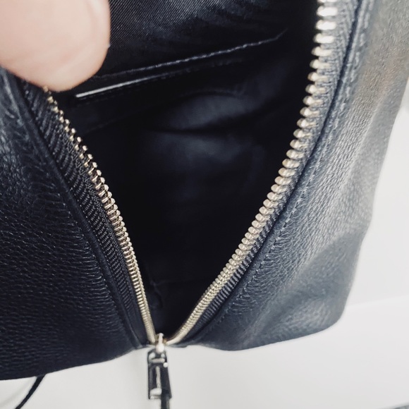 Rebecca Minkoff Julian Backpack in black leather - Picture 3 of 4